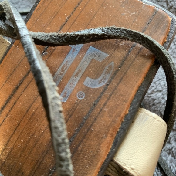 1P Leather Handmade Wood Wrap Sandals made Italy - Picture 5 of 9